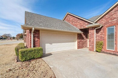 2129 W Mallard Dr, Duncan, OK 73533 - photo 5