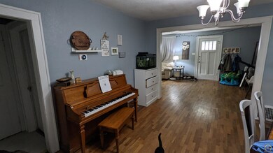 1813 SW 3rd St, Topeka, KS 66606 - photo 7