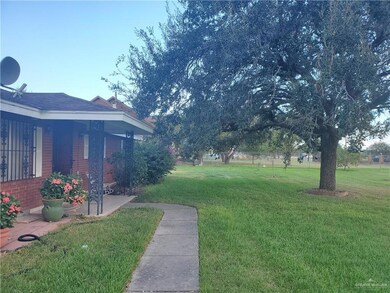 2412 W 18th St, Weslaco, TX 78596 - photo 5