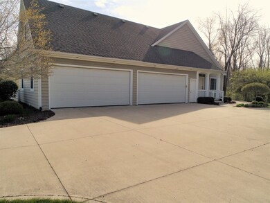 10717 Coopers Hawk Trace, Roanoke, IN 46783 - photo 4