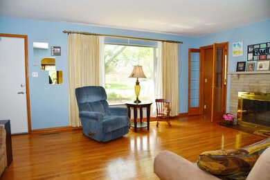 LR from kitchen door