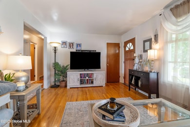 6-3291FrankSt_06