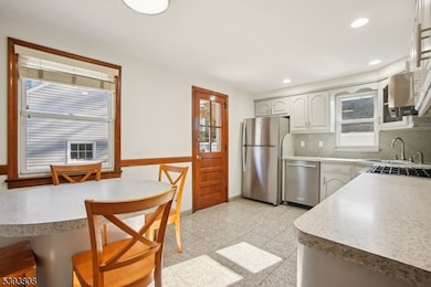 1792 Mountain Ave, Scotch Plains, NJ 07076 - photo 7