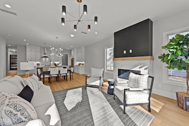 809 Tower St, Raleigh, NC 27607 - photo 3