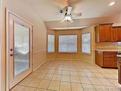 unlisted-address, Broken Arrow, OK 74014 - photo 7