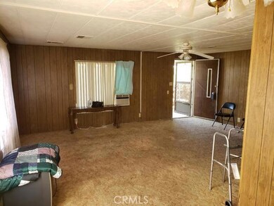 13901 Tam o Shanter Dr, Victorville, CA 92395 - photo 5