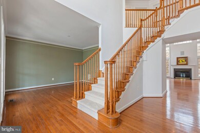 743 Seneca Dr, Odenton, MD 21113 - photo 5