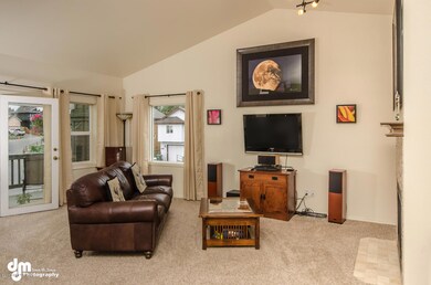3910 Image Dr Anchorage AK-large-016-Liv
