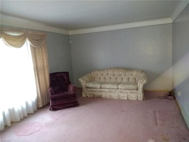 19270 Mccracken Rd, Maple Heights, OH 44137 - photo 6