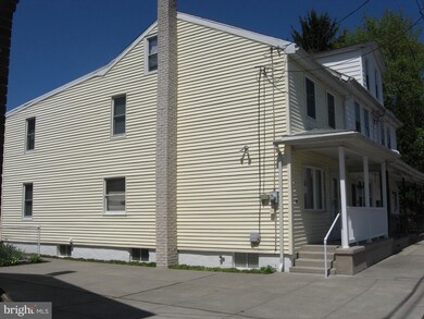 40 N Morris St, Saint Clair, PA 17970 - photo 2