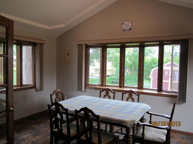New Sun room or Dining<|><|>