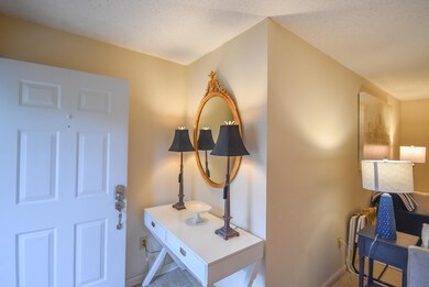 10PinehurstManorUnit10A-16