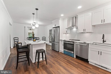 22856 Gunston Dr, Lexington Park, MD 20653 - photo 5