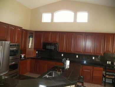 YUKON - KITCHEN