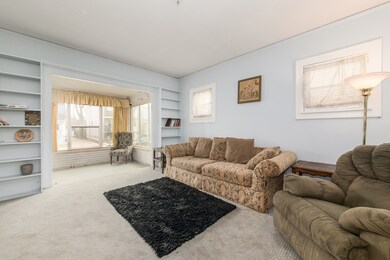 1124 Sherman Ave, Evanston, IL 60202 - photo 5