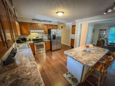 kitch_dine_living_room (19)