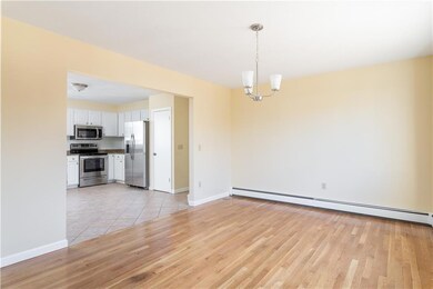 28 Clifford St, Pawtucket, RI 02860 - photo 7