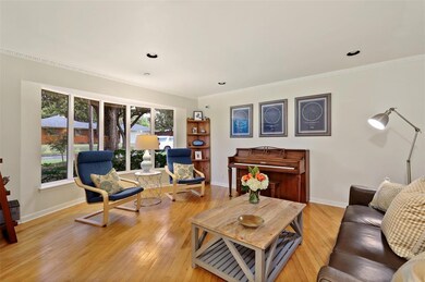 6423 Lange Cir, Dallas, TX 75214 - photo 5