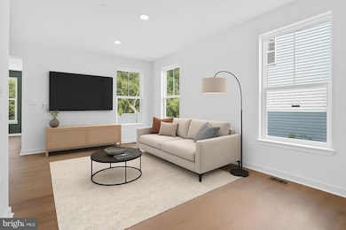 9560 Cissell Ave, Laurel, MD 20723 - photo 4