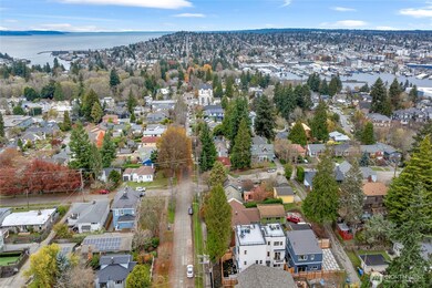 4048 32nd Ave W unit B, Seattle, WA 98199 - photo 3