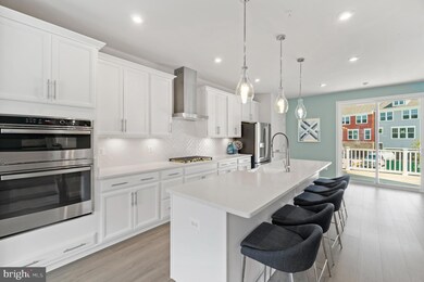 23295 Sugar Pine Ln, California, MD 20619 - photo 5