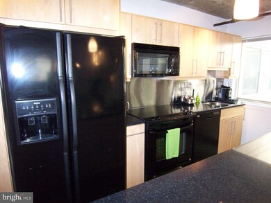 Eastern Village Cohousing unit C8, Silver Spring, MD 20910 - photo 7