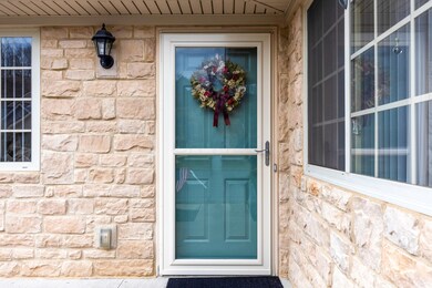 646FoxRun-Exterior-11