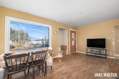 12 Celia St SW, Grand Rapids, MI 49548 - photo 2