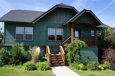 3549 SW Salmon Ave, Redmond, OR 97756 - photo 4