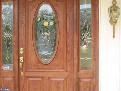 141 Watergate Dr, Feasterville Trevose, PA 19053 - photo 2