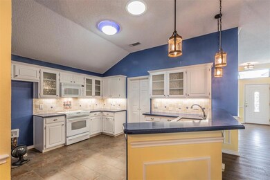 920 Smokerise Cir, Denton, TX 76205 - photo 3