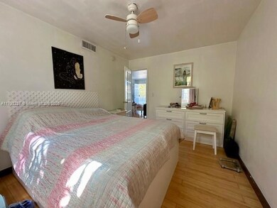940 7th St unit D, Miami Beach, FL 33139 - photo 2
