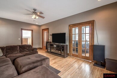 721 N 5th St, Mankato, MN 56001 - photo 7