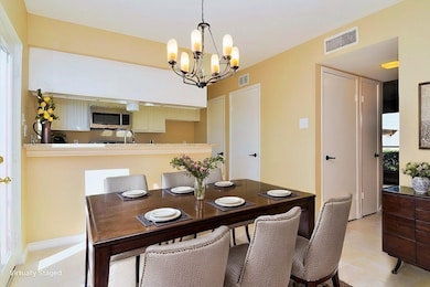 2120 Wilcrest Dr unit 113, Houston, TX 77042 - photo 2