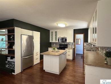 400 Monument St, New Ulm, MN 56073 - photo 7