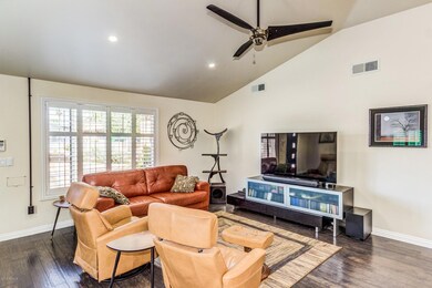 1318 E Almeria Rd, Phoenix, AZ 85006 - photo 3