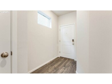 2967 T St, Springfield, OR 97477 - photo 2