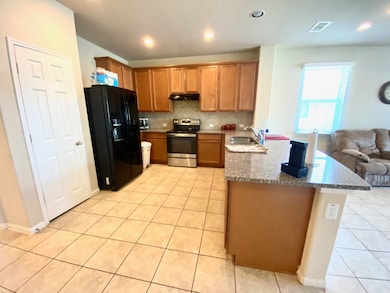 13922 Kenswick Key Ln, Houston, TX 77047 - photo 5