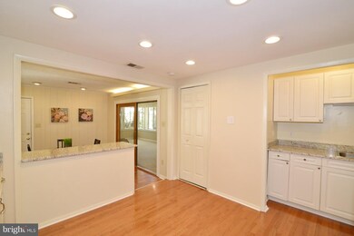 315 Avondale Dr, Sterling, VA 20164 - photo 7