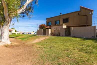 1014 E Diamond Dr, Tempe, AZ 85283 - photo 2