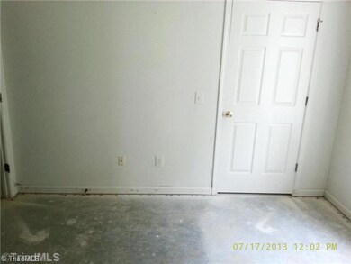 1st Bedroom.