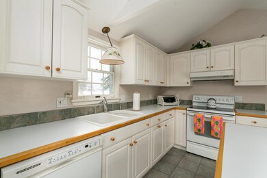 48 Bayview Ave, Ogunquit, ME 03907 - photo 5