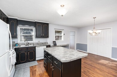 319 Wayne Ave, Stuarts Draft, VA 24477 - photo 7