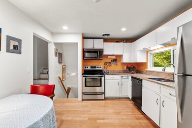 174 Middlesex Rd, Chestnut Hill, MA 02467 - photo 7