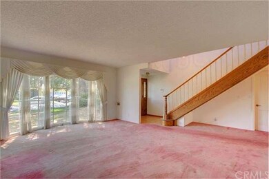 Formal Living Room 