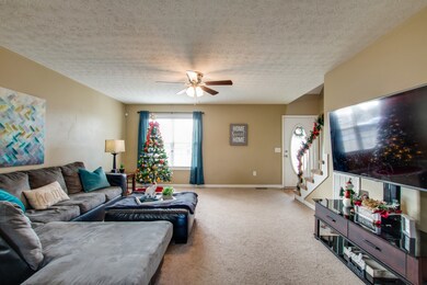 105 Warren Cir, Shelbyville, TN 37160 - photo 6