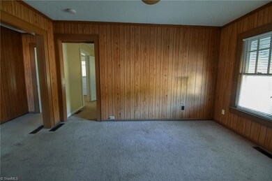 919 Mack Rd, Asheboro, NC 27205 - photo 4