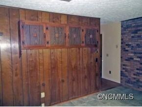 Kitchen Dining area
