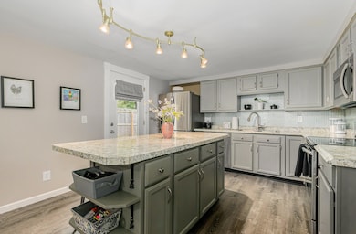 014_8471_village_dr_21-edit