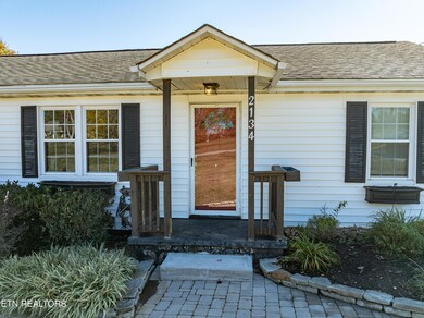 2134 Cochran Rd, Maryville, TN 37803 - photo 4